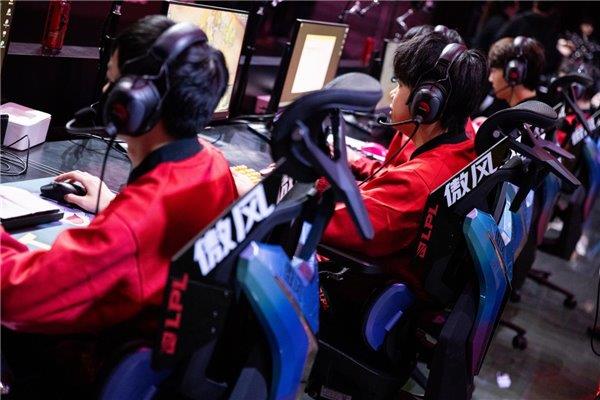 联盟职业赛指定用椅 傲风G7凭啥这么火CQ9电子中国网站明星直播同款 英雄(图5)