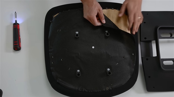 D+RTX 4060塞进电竞椅:一根线即可运行CQ9电子最新网站这椅子不简单!9800X3(图4) D+RTX 4060塞进电竞椅:一根线即可运行CQ9电子最新网站这椅子不简单!9800X3(图4)