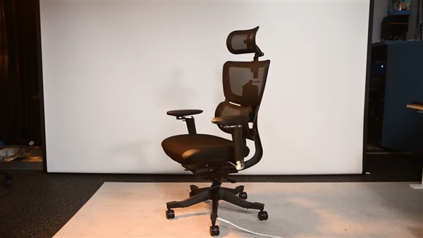 D+RTX 4060塞进电竞椅:一根线即可运行CQ9电子最新网站这椅子不简单!9800X3(图5) D+RTX 4060塞进电竞椅:一根线即可运行CQ9电子最新网站这椅子不简单!9800X3(图5)